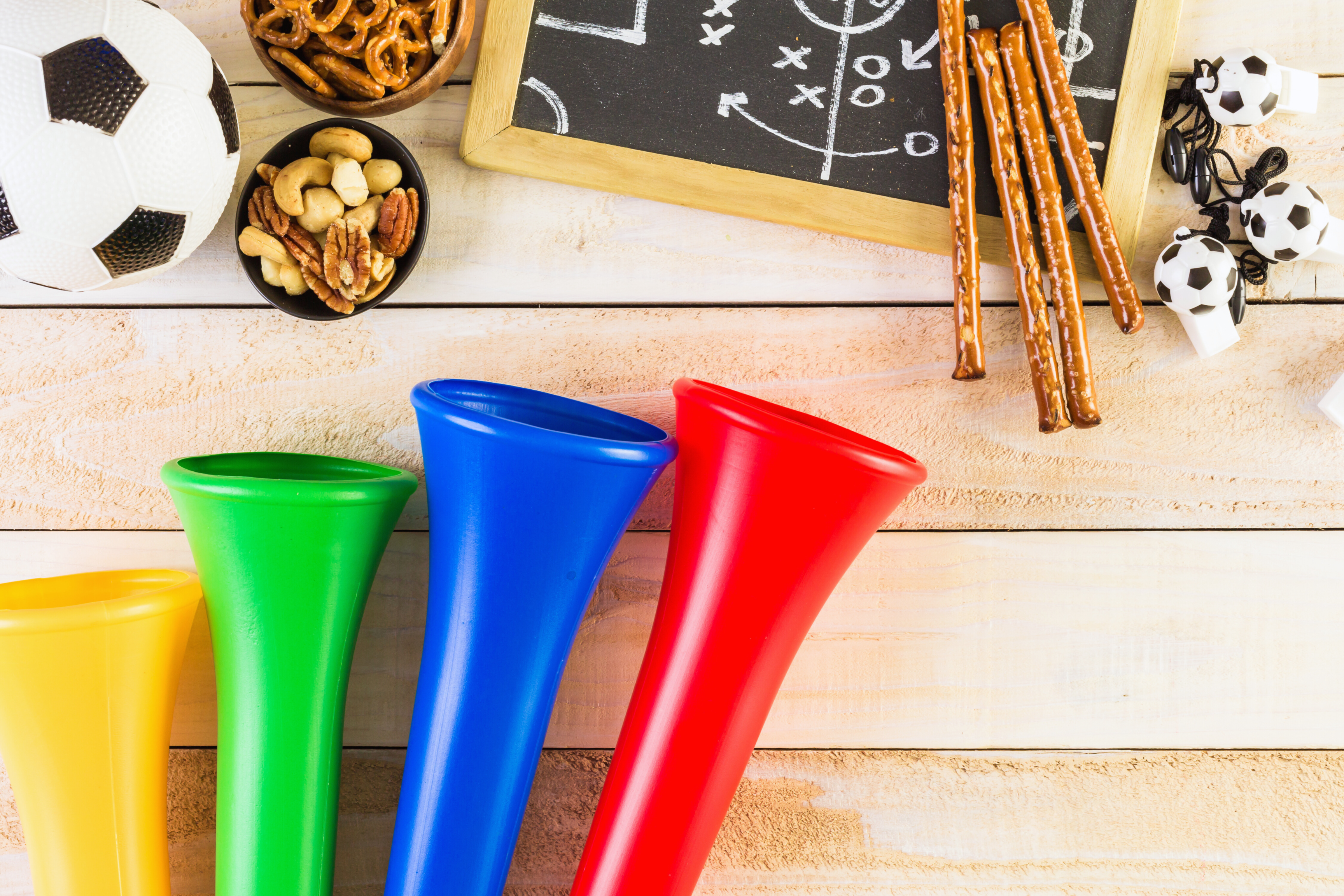 Plastic Stadium Horns & Vuvuzelas