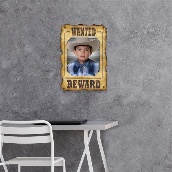 Wanted Reward Photo Holder