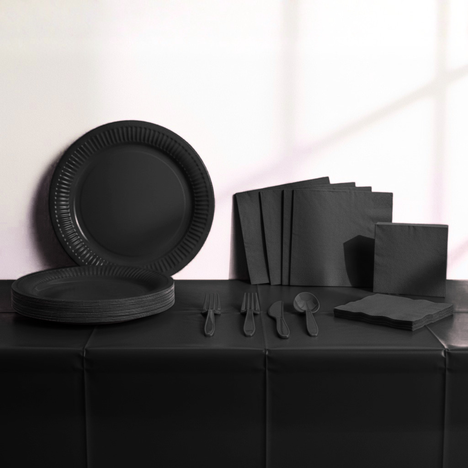 Black Party Kit for 16 people - Standard